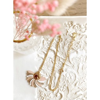 Collier en chutes de cuir Louga Goutte rose et blanc de la marque française May & June.