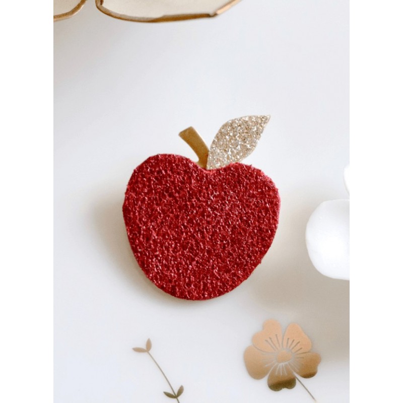 Broche Pomme en cuir recyclé Carmin métallisé de la marque française May & June